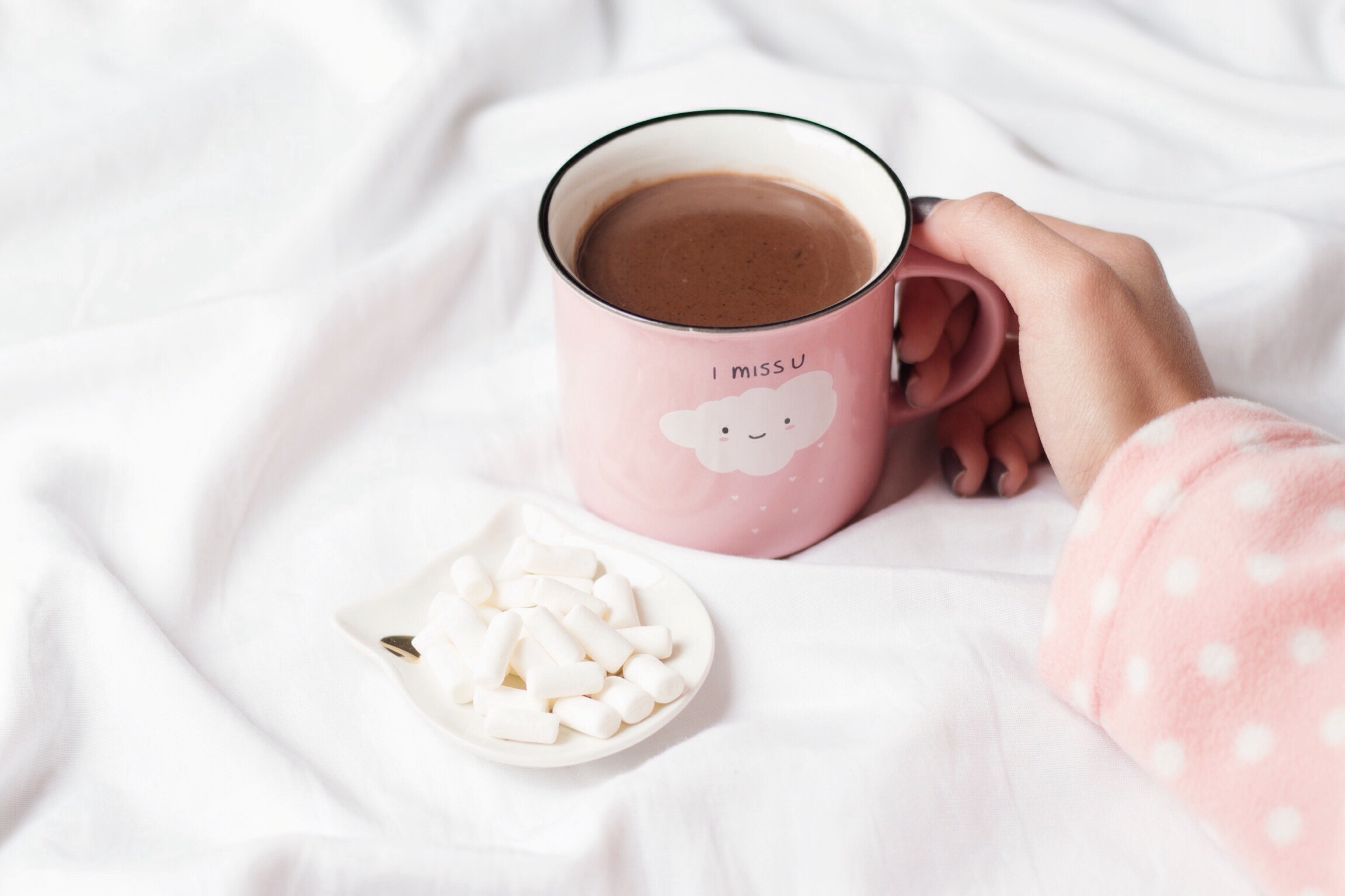 Chocolate quente e marshmallows